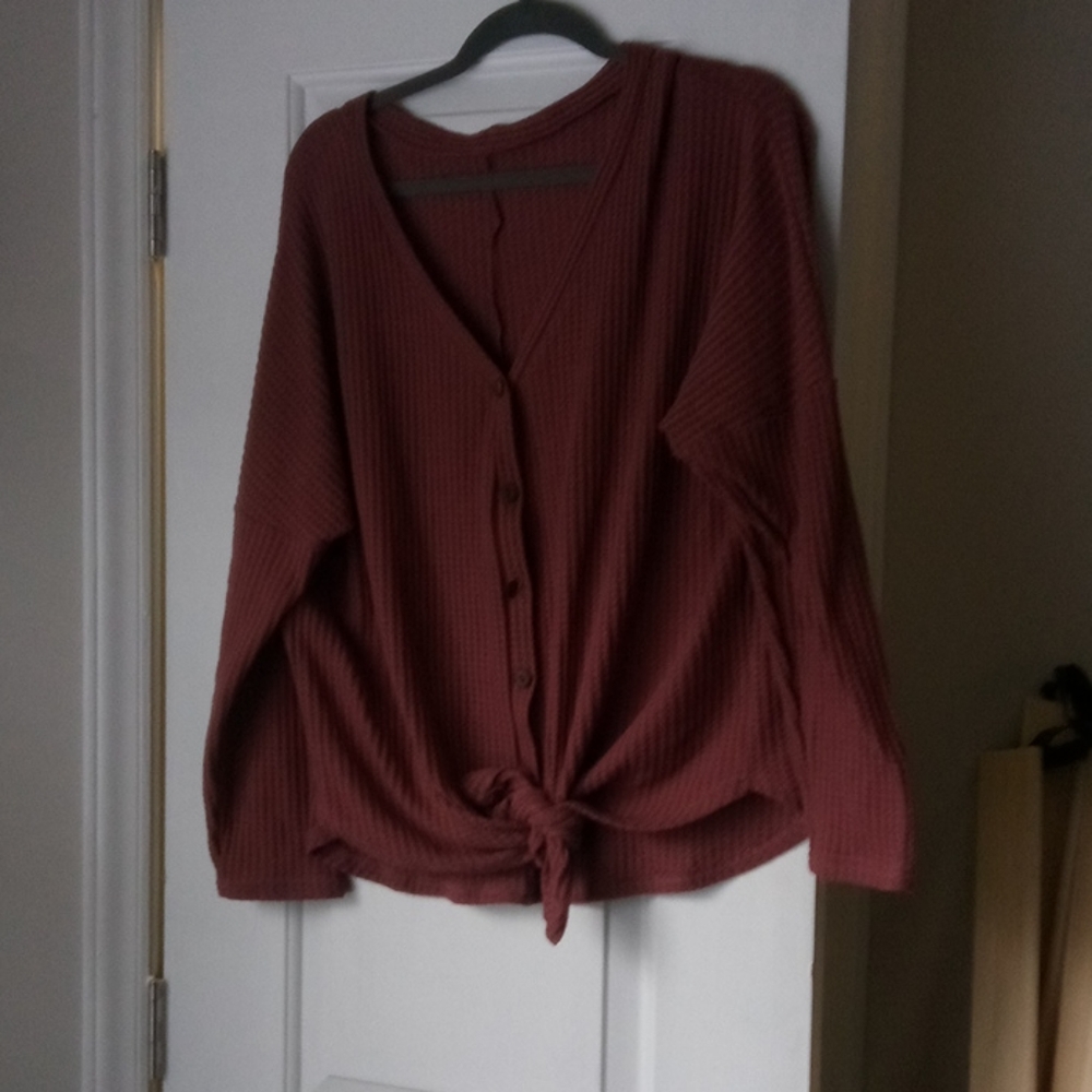 Fits like a 1x Mauve button-down tie cardigan